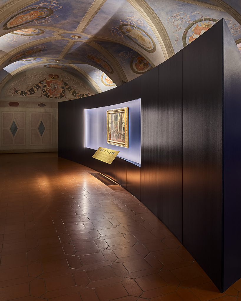 NArchtikTURA exhibits botticelli masterpiece in renaissance chamber at warsaw’s royal castle