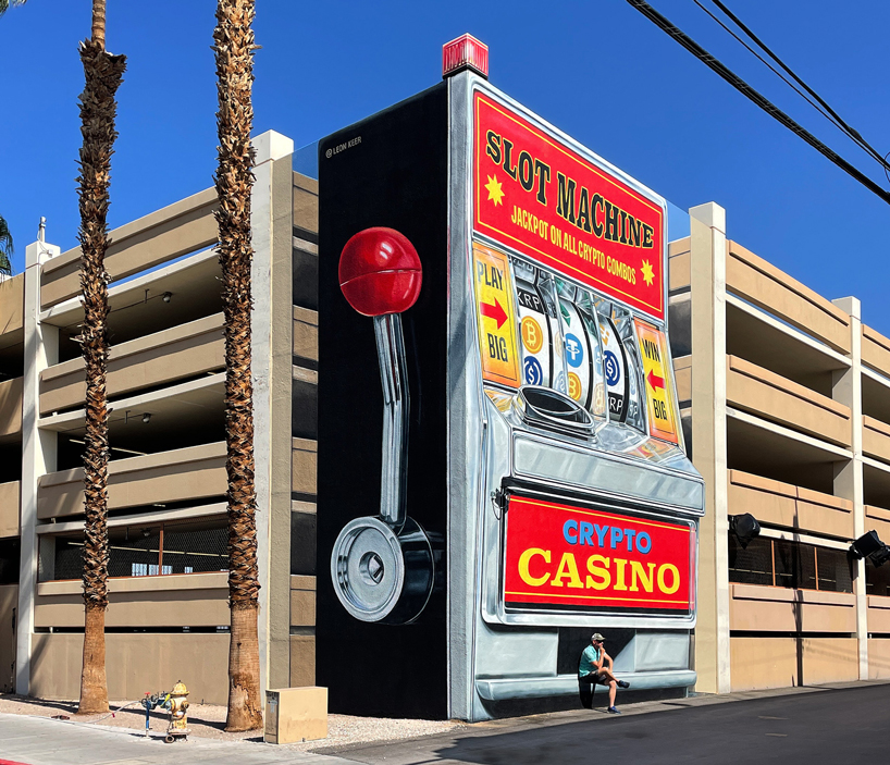 leon keer's giant 3D mural paints retro crypto slot machine in las vegas