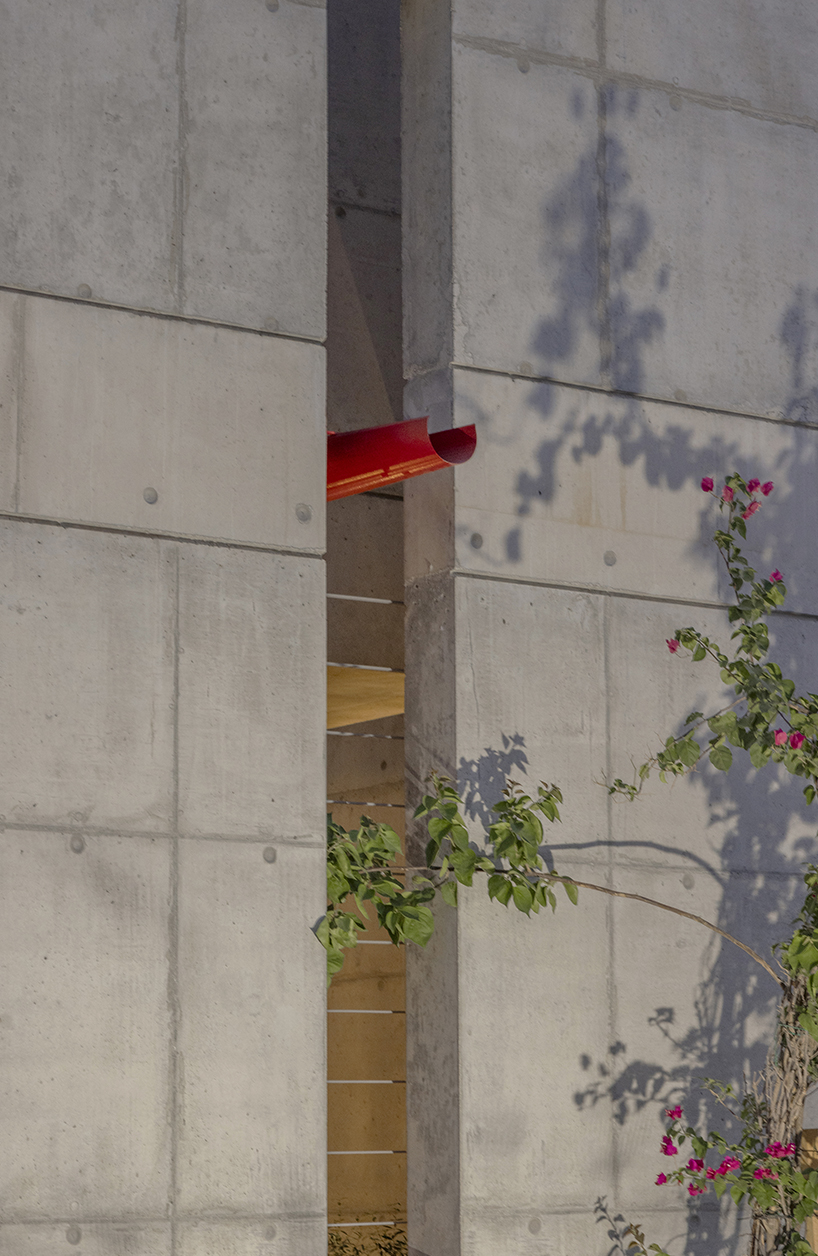 Las casas suburbanas de Nicosia se elevan como antiguas rocas talladas 12