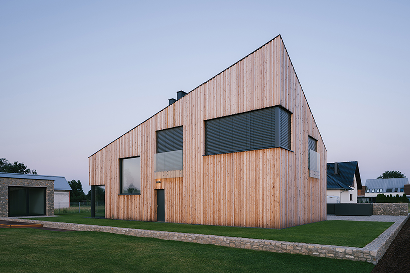 house in a meadow 7