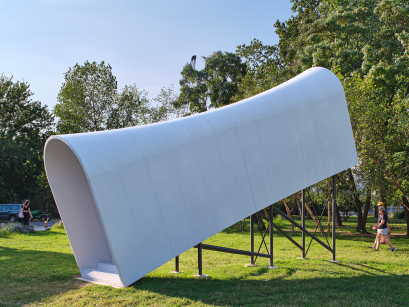 daniel shieh creates portal to another earth in new yorks sculpture park 5