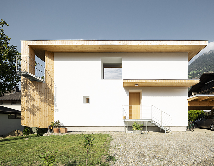 a15 fabricates residence using straw and wood in northern italy