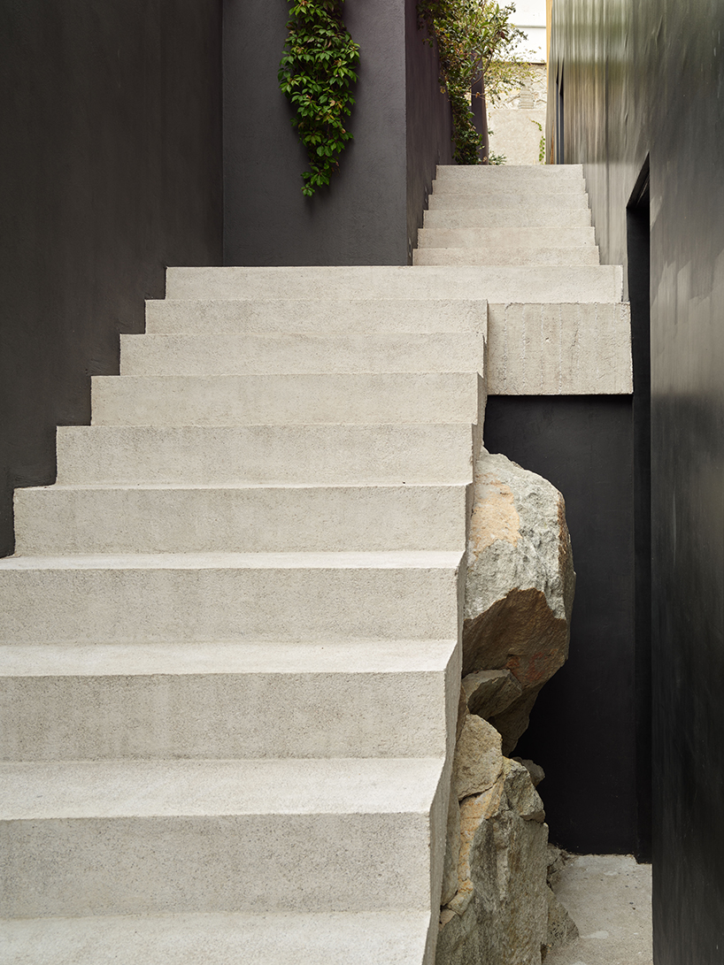 echegaray by PPAA emerges from mexican hillside as a natural stone