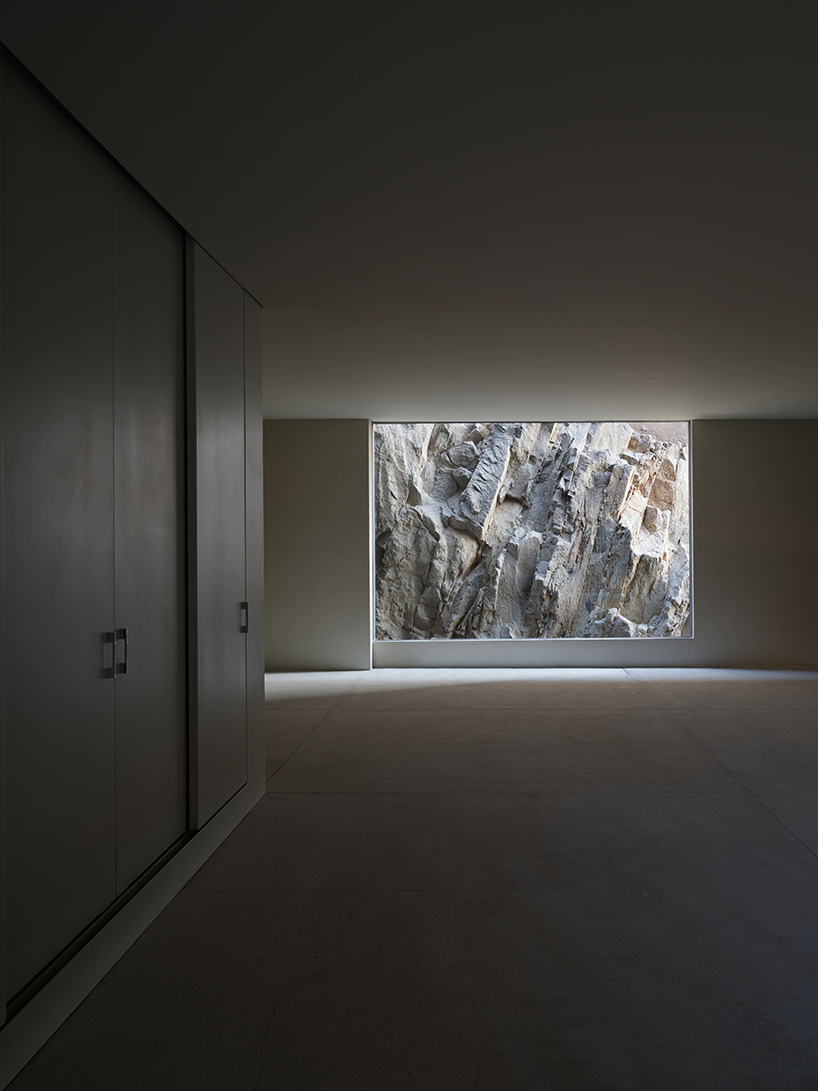 echegaray by PPAA emerges from mexican hillside as a natural stone