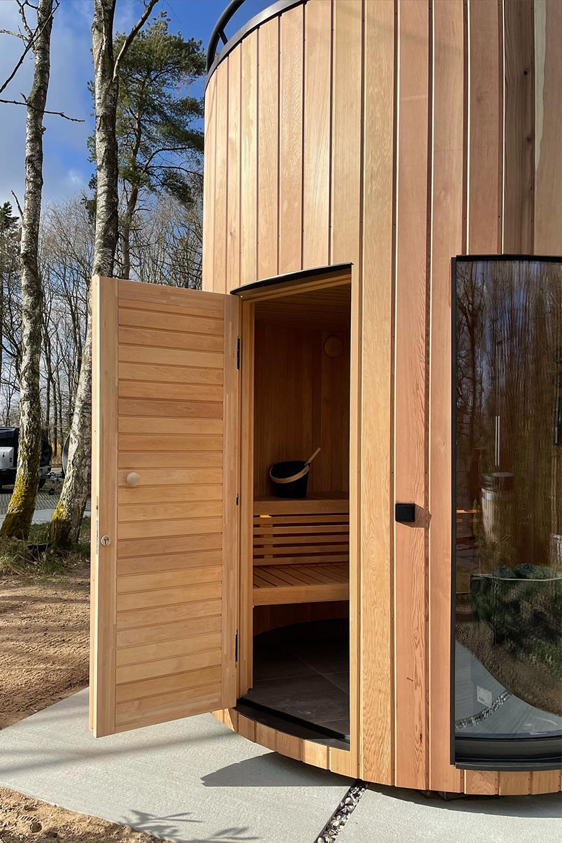 lumipod sauna: a high-end sauna experience in the danish woods