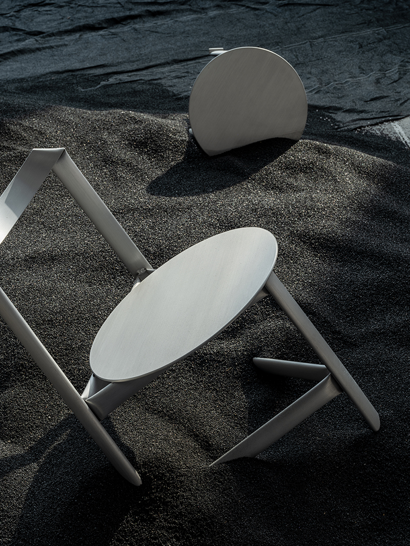 ximi li intricately folds slender aluminum tubes for MONOCHROME basic furniture series