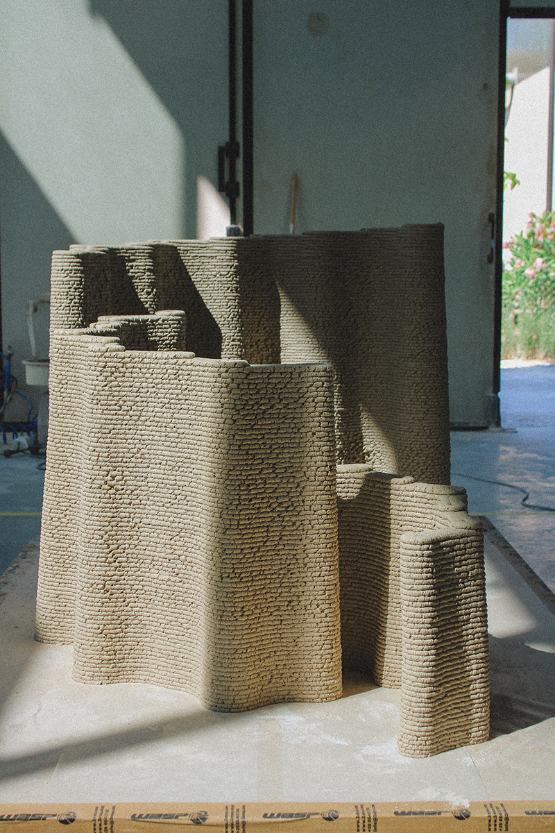 manufactura blends corn and lime composites for robotic 3D printed construction