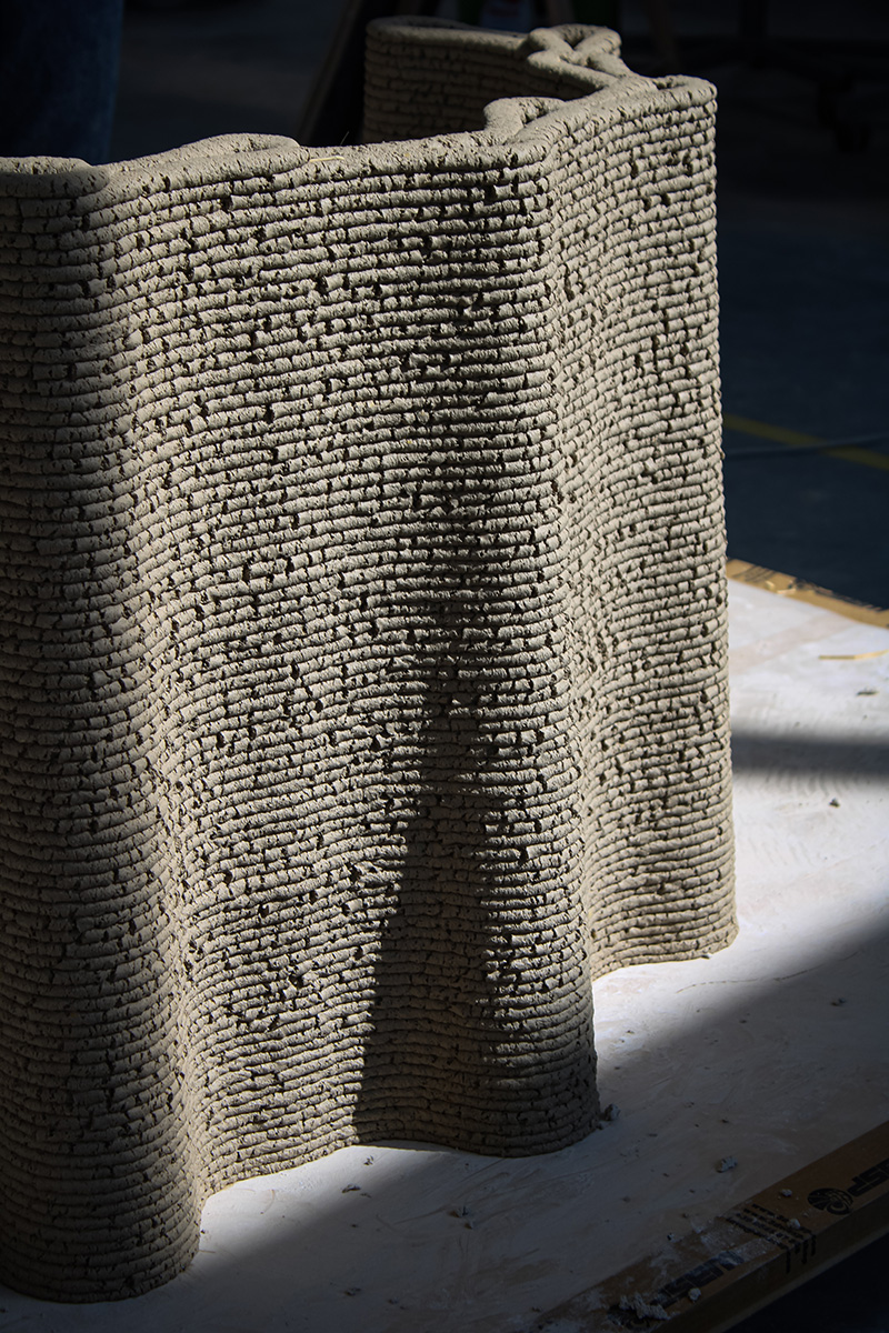 manufactura blends corn and lime composites for robotic 3D printed construction
