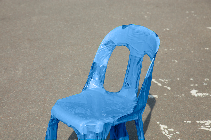discarded chairs, shoes, and toilets wrapped in resin by Seungtae Jang shed light on social discrimination 