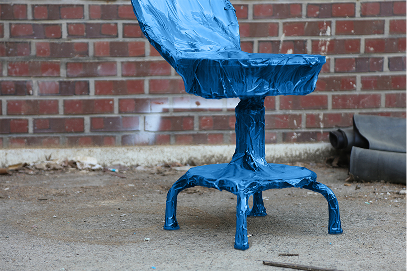 discarded chairs, shoes, and toilets wrapped in resin by Seungtae Jang shed light on social discrimination 