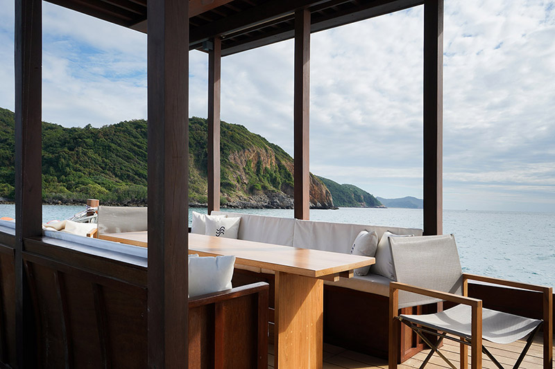 studio meanbeam proposes renovation for sealyn porch 6