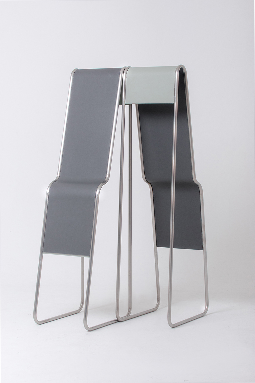 'lean on' seat gives moments of rest between sitting and standing