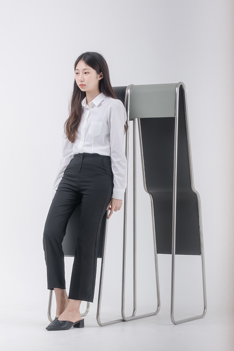 lean on suggests a solution to the ambiguous situation of sit and stand 4