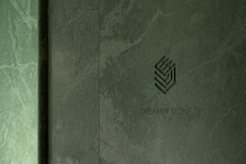 green marble clads gallery showroom&rsquo;s immersive interiors in shenzhen