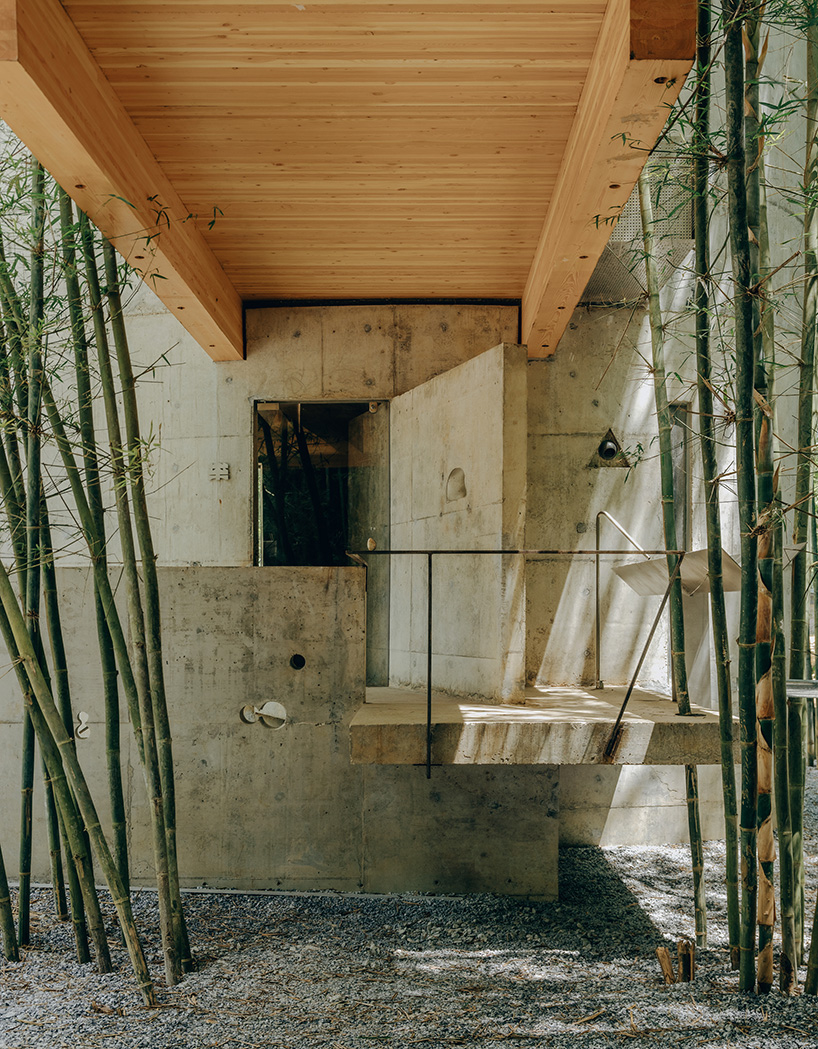 vernacular bridge craftsmanship informs micro-museum set within bamboo grove in china - 9