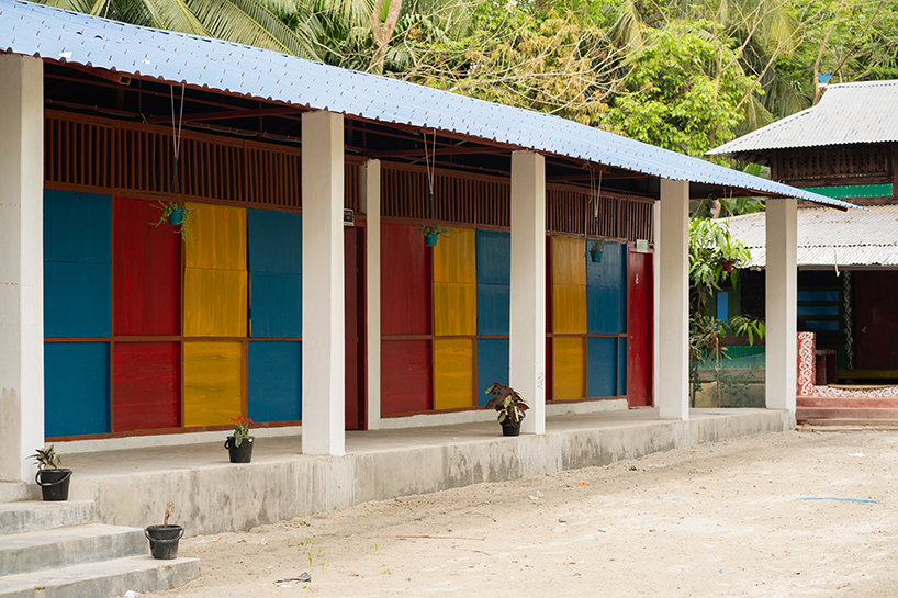 disaster-proof 'bridge schools' in cyclone-prone bangladesh provide accessible education