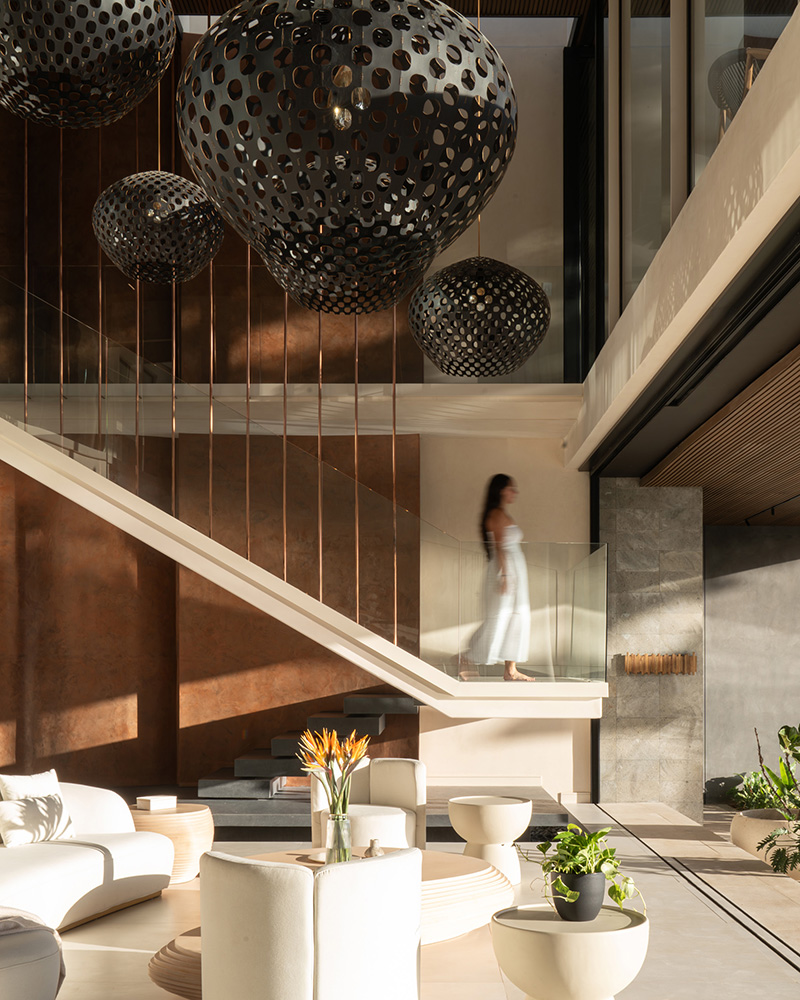 cantilevered planes of QBO3 arquitectos' casa yume frame tropical views in costa rica