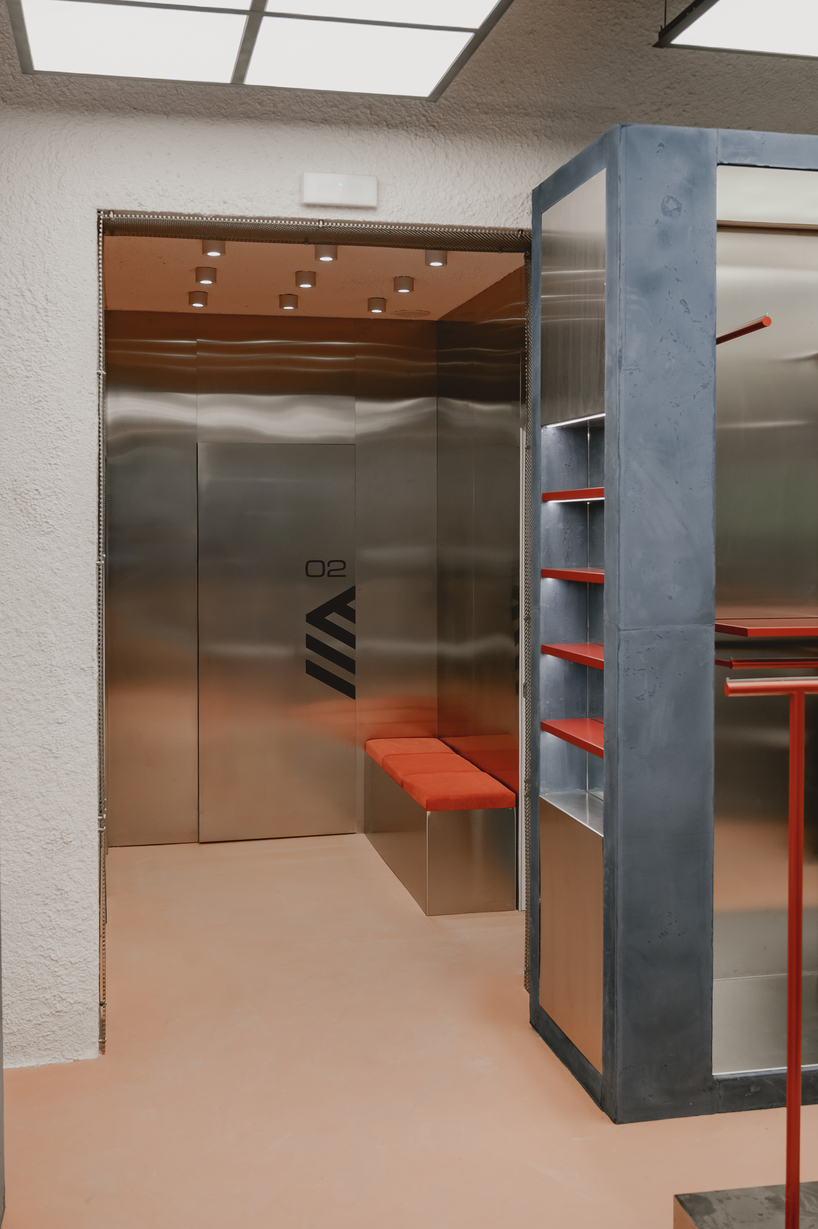 modular steel display systems outline el departamento's sportswear store in barcelona