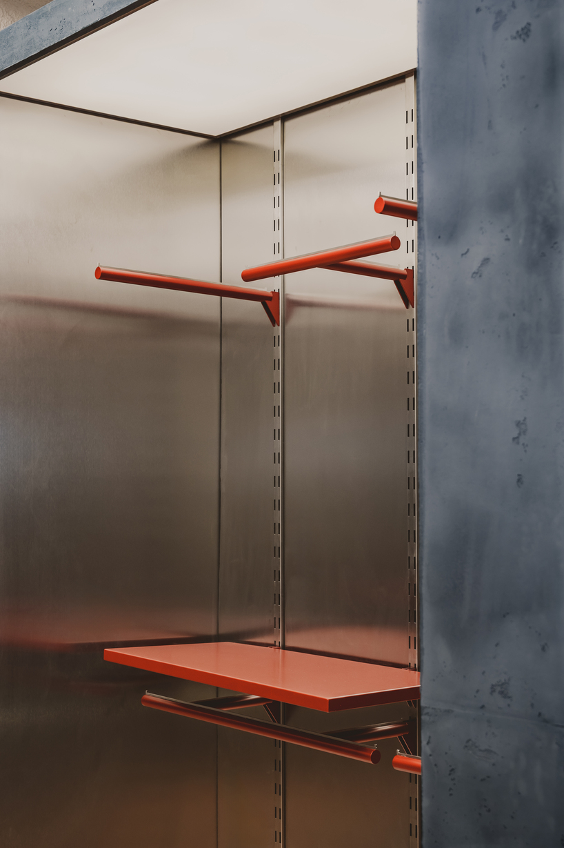 modular steel display systems outline el departamento's sportswear store in barcelona