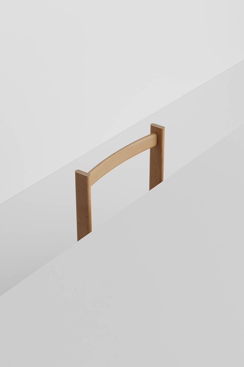 sergio enríquez crafts stackable 'alto chair' from single plank of wood