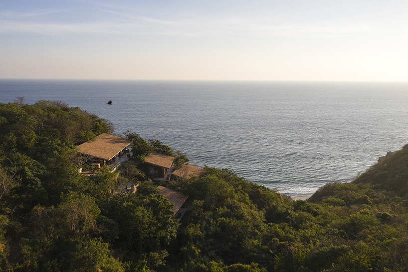 four distinctive pavilions compose casa en el torón II emerging on mexico's coastline