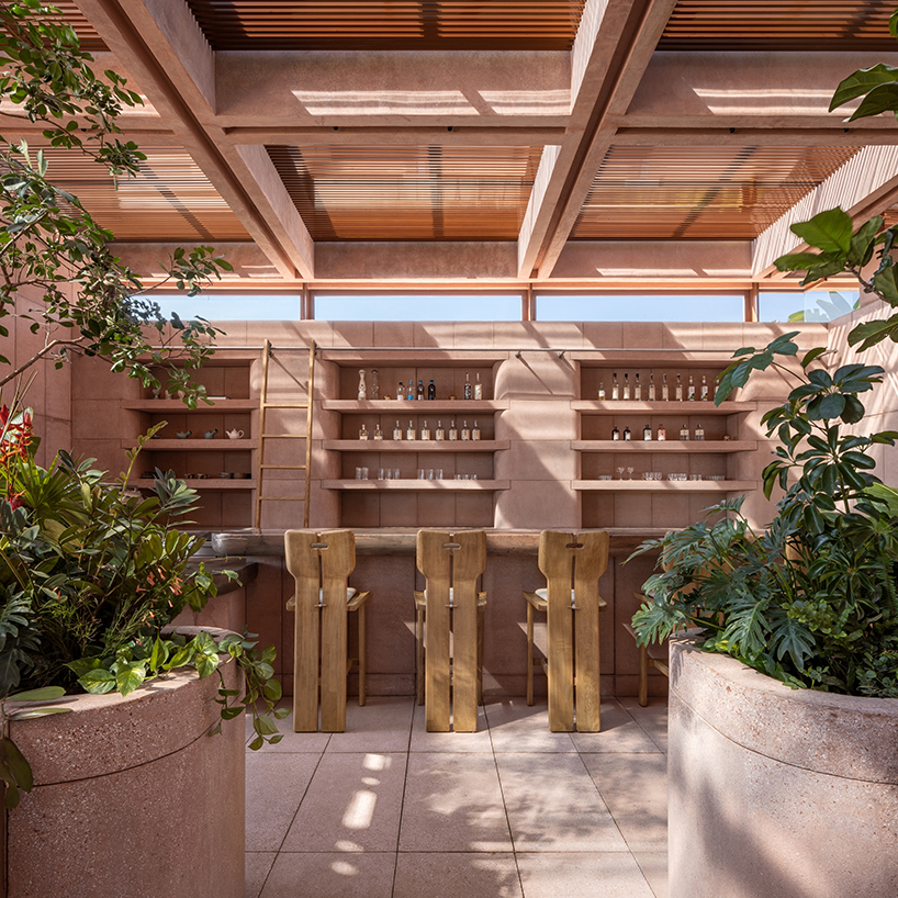 ignacio urquiza and ana paula de alba set sand-toned monolithic restaurant on mexico’s coast
