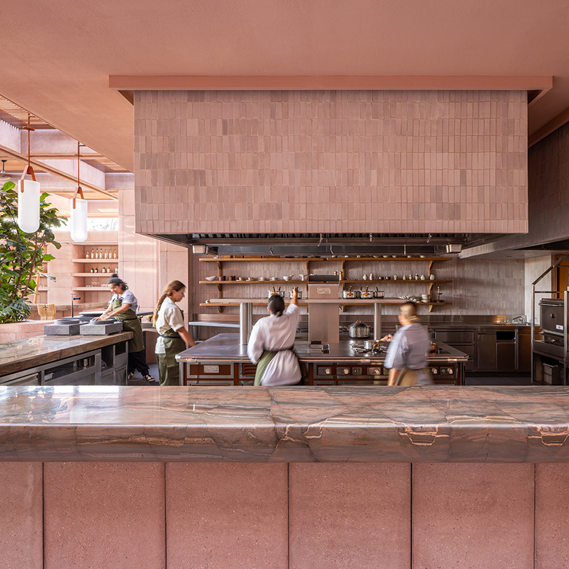 ignacio urquiza and ana paula de alba set sand-toned monolithic restaurant on mexico’s coast