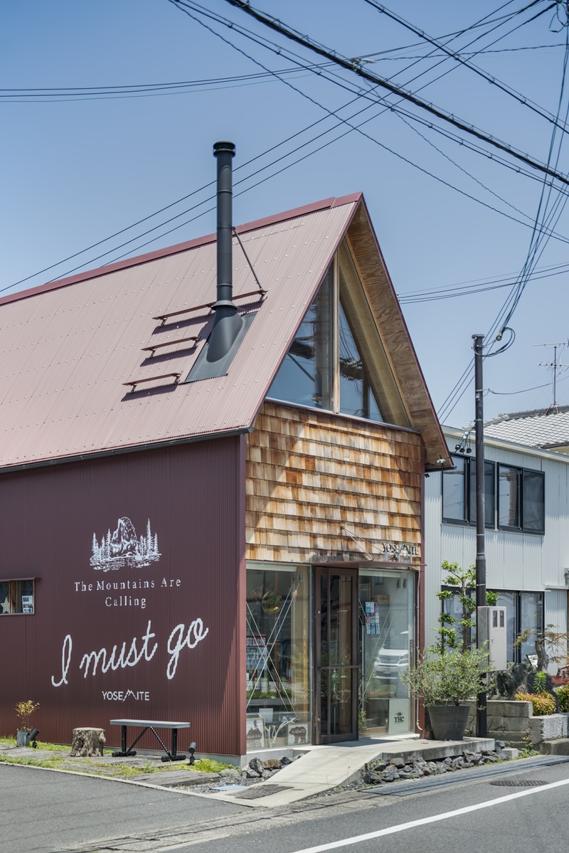 wooden shingles cover 'yosemite' renovated storefront by slow in japan