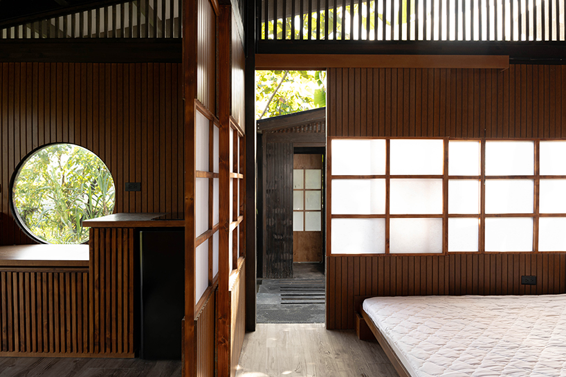 dark timber planks enfold retreat by baquio arquitectura within ecuador's chocó forest