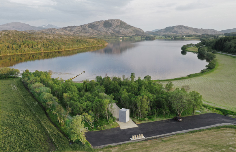 rever & drage extends stone & timber jetty into norwegian bay