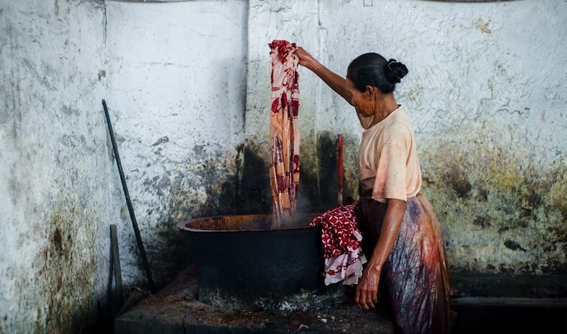 vibrant colors and intricate patterns define yosepin sri ningsih's new batik collection