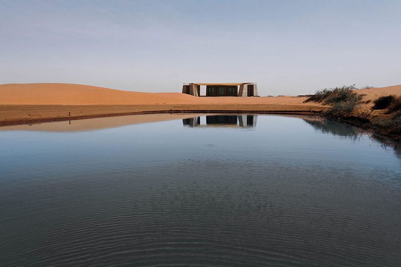 Un hábitat de hormigón impreso en 3D proporciona a los voluntarios de reforestación refugio del entorno del desierto de Mongolia