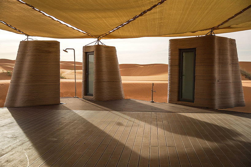 Un hábitat de hormigón impreso en 3D proporciona a los voluntarios de reforestación refugio del entorno del desierto de Mongolia