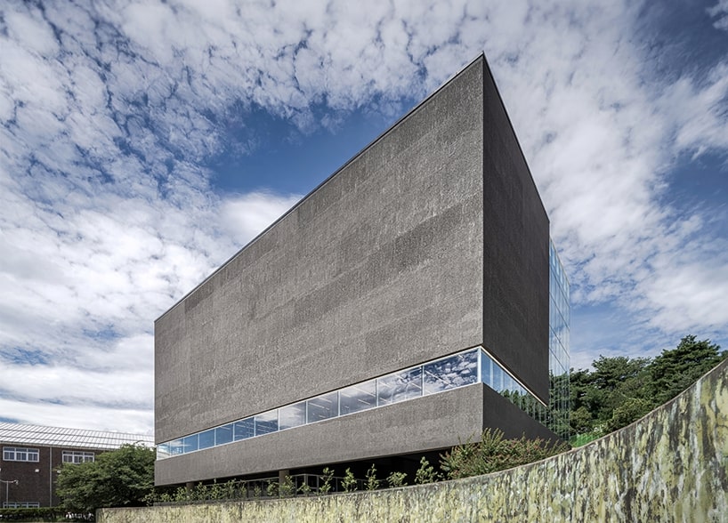 Loja AI sport / Leaf Architects Studio