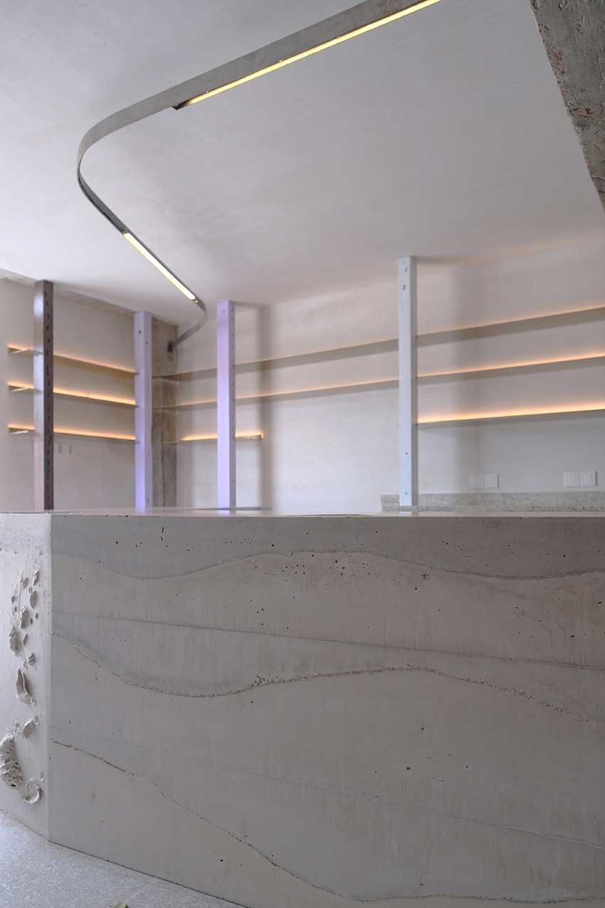 SHAWADS weaves maritime heritage into quanzhou local fish coffee's ocean-like interior