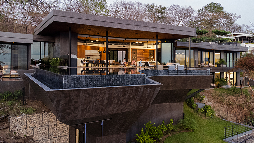 LSD architects gently hangs concrete casa vid e higurea over cliff in costa rica