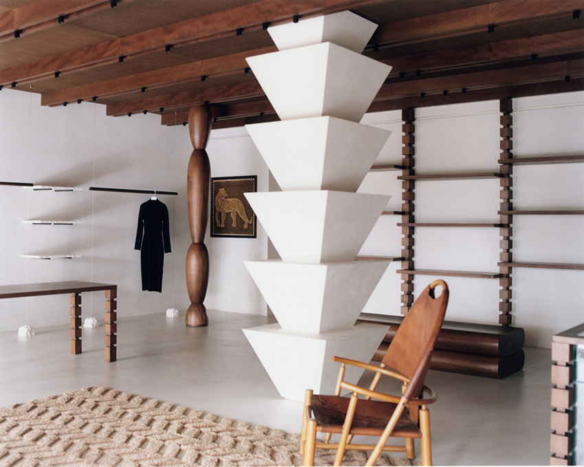 zimmer studio explores contrasting material aesthetics in es_more's palma dual retail space