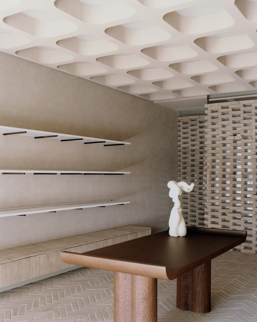 zimmer studio explores contrasting material aesthetics in es_more's palma dual retail space