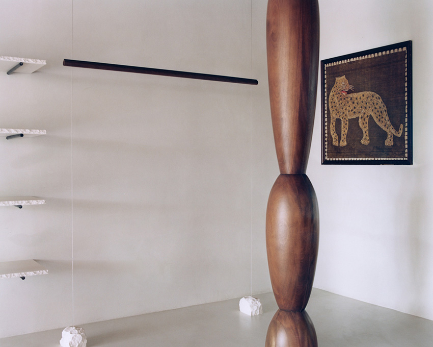 zimmer studio explores contrasting material aesthetics in es_more's palma dual retail space