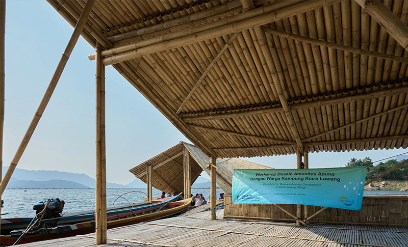 holcim foundation and rumama re-adapt bamboo buoyant architecture in indonesia