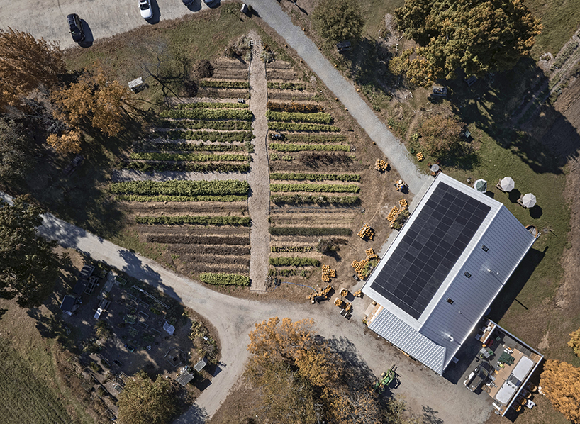 net zero timber farmstand powers local food in weston massachusetts 7