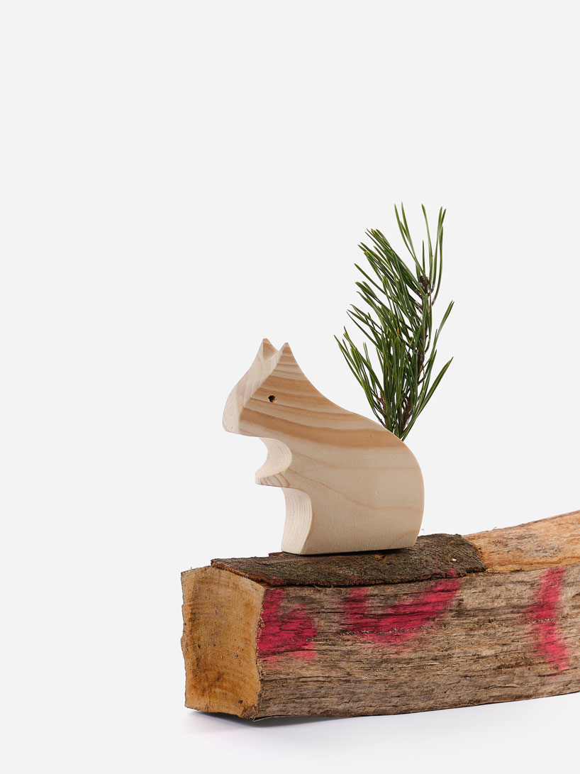 found forest branch allows users complete decorative wooden squirrel&rsquo;s distinct form