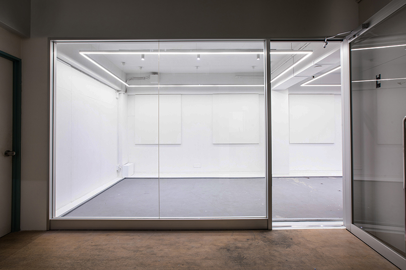 naoshi kondo studio crafts a versatile sliding office space in kyoto