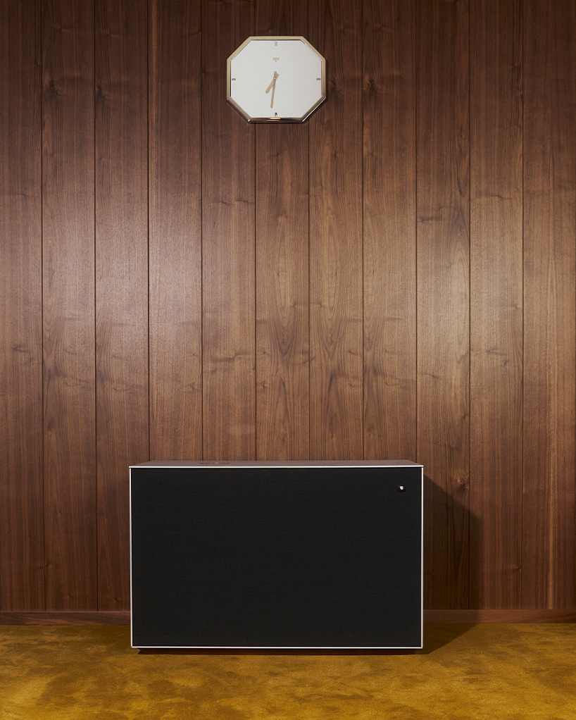 nuova group's multisensory installation transforms milanese bistro into american home in 1971