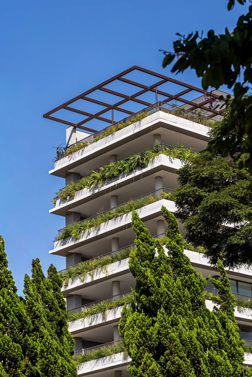 wrapped in concrete, wood, and greenery, perkins&will’s residential tower rises in são paulo - 7