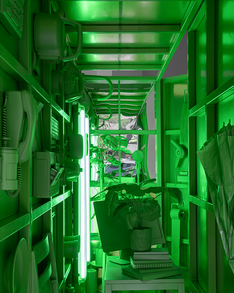 melt's ara[o]da expands into immersive platform exploring liminal state of refugees