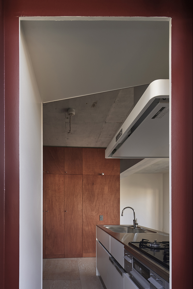 ultra studio introduces elliptical reconfigurable layout within nLDKX apartment in tokyo