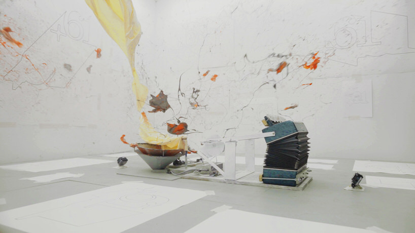 El oso y el águila se encuentran, el fuego y el pegamento abrazan el caos y realizan 61 2 experimentos explosivos