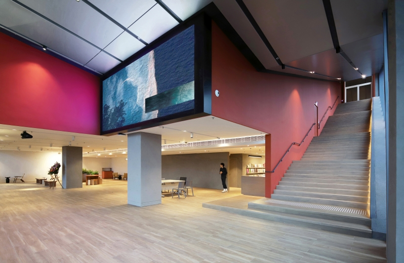 cantilevered concrete mass by rocco design expands cuhk art museum in hong kong