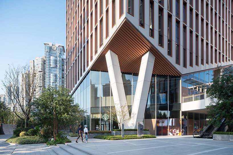 Financial center building foundations undermined by AI Planetworks form communal center in Shanghai